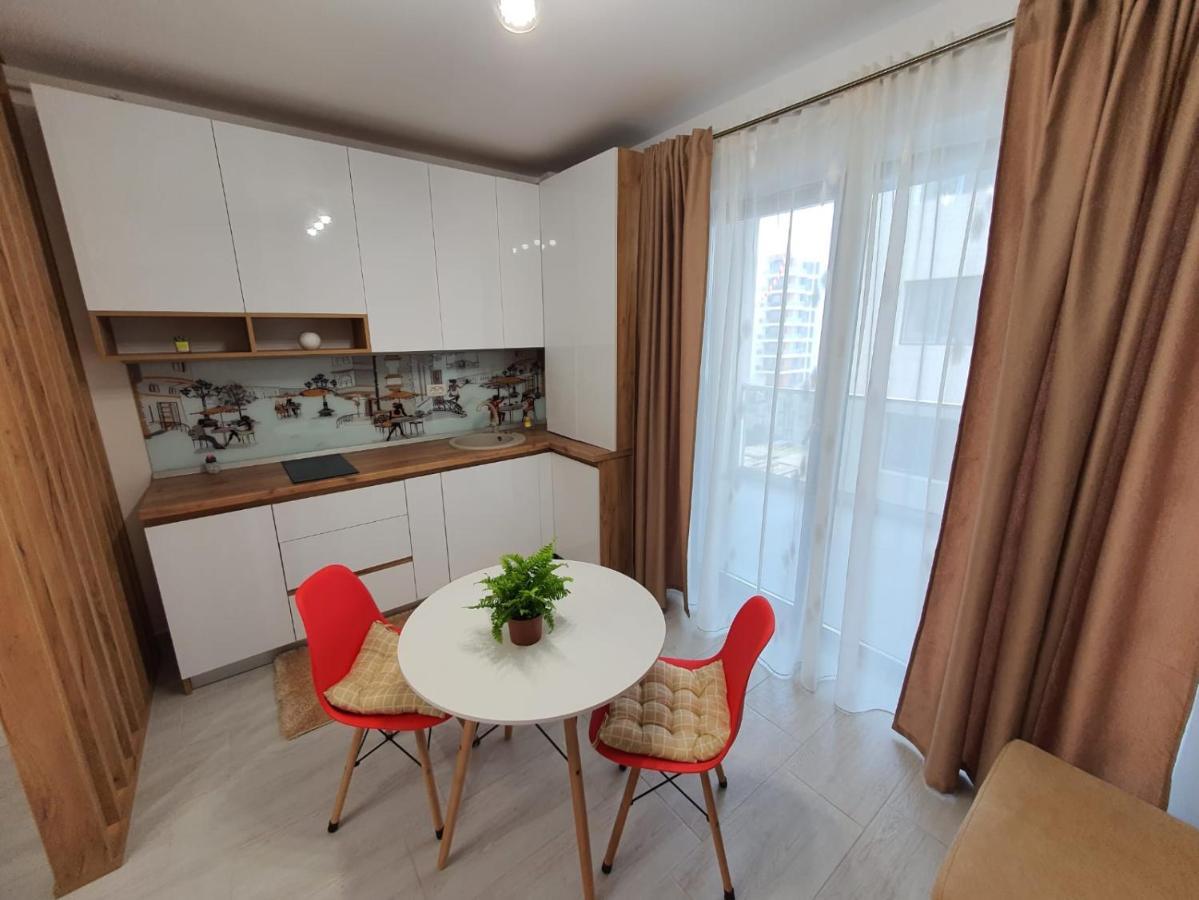 Listone' Apartment 12 Mamaia Nord Năvodari Buitenkant foto
